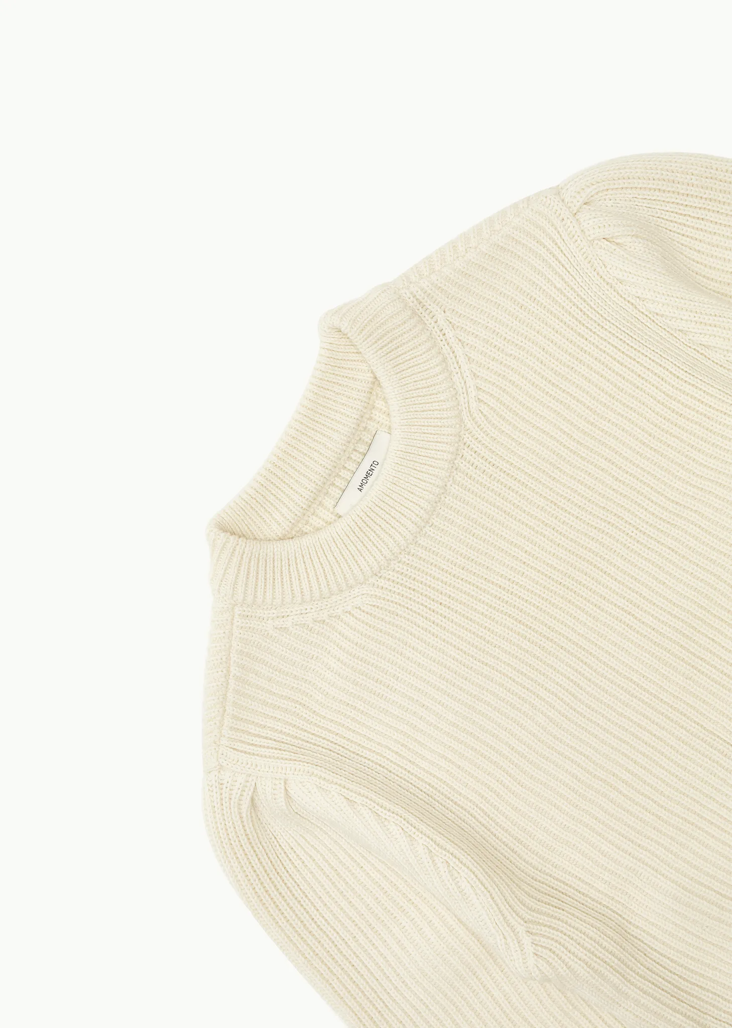 AMOMENTO  |Long Sleeves V-neck & Crew neck