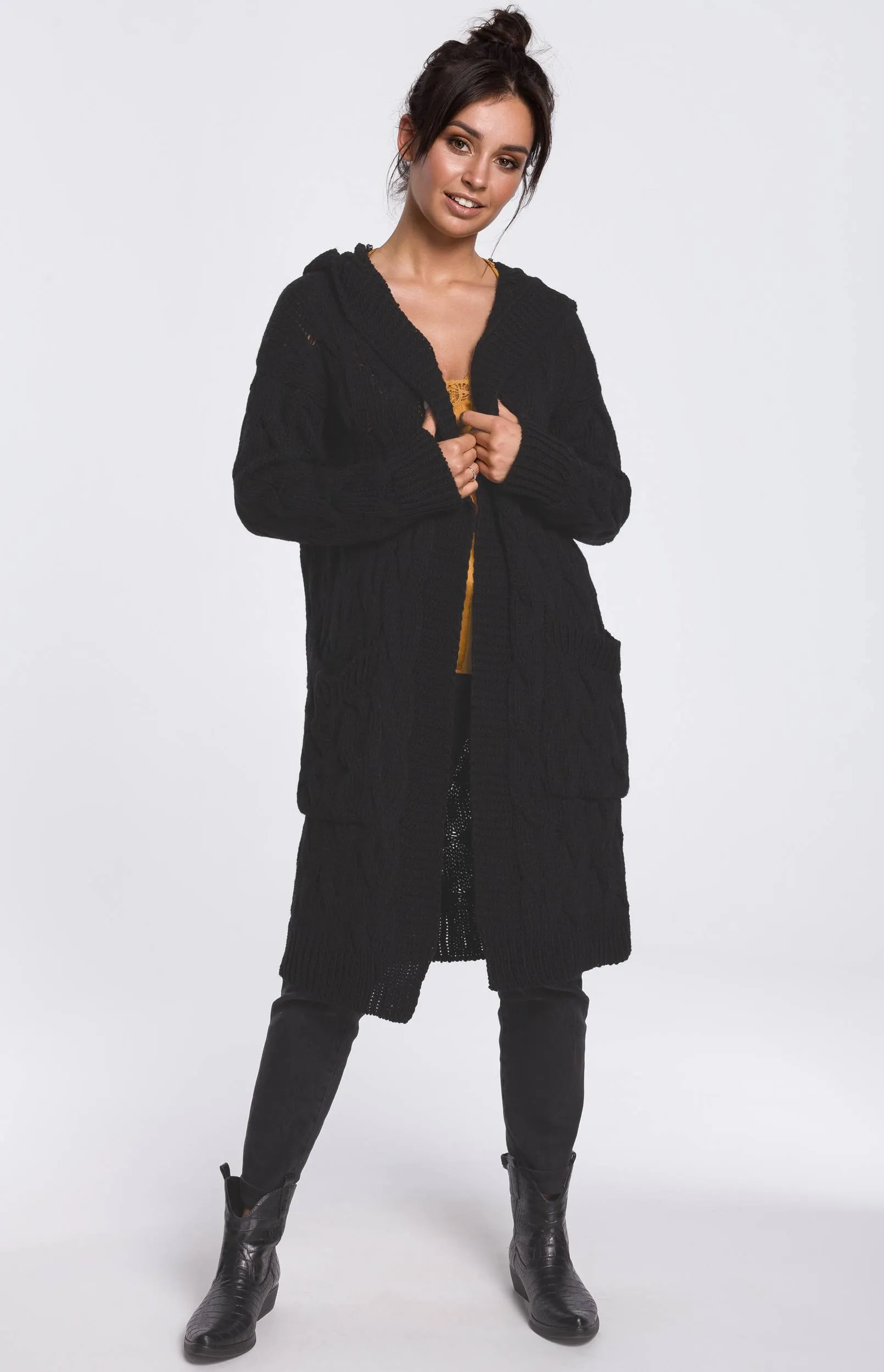 Cardigan long torsadé à capuche noir