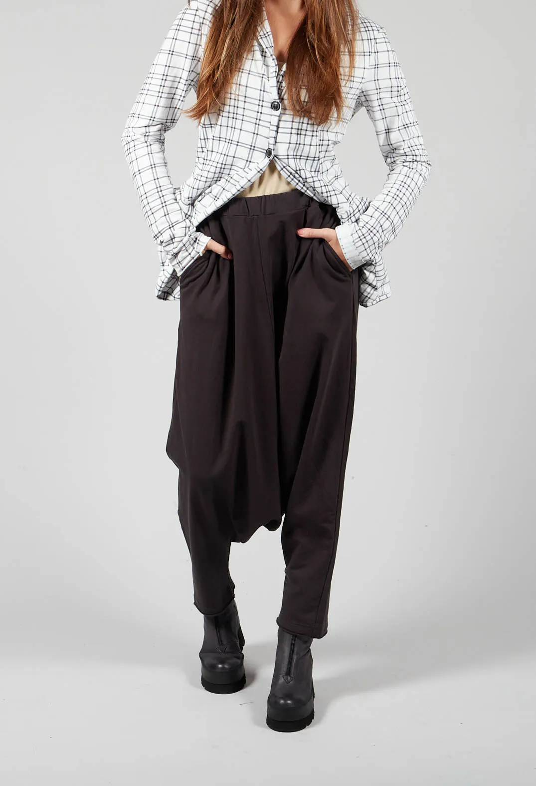 Extra Low Drop Crotch Trousers in Mocca