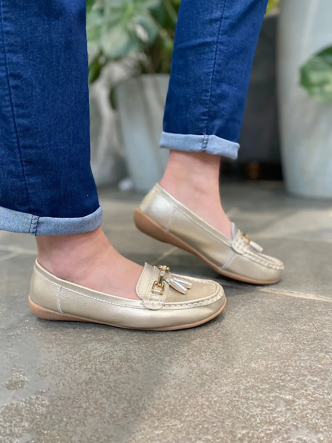 Gold Leather Tassel Loafer Size 8