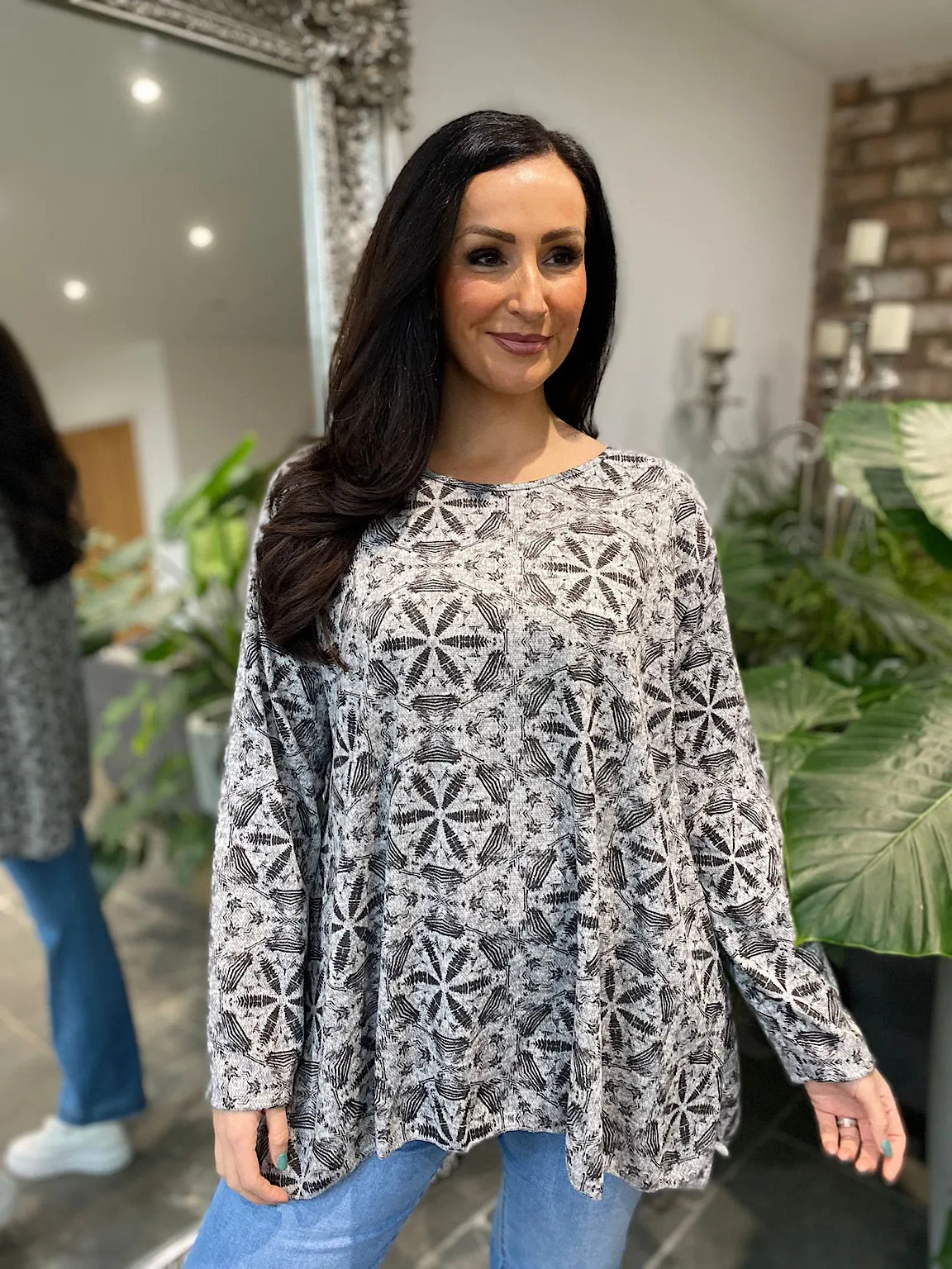 Grey Spinning Circles Marl Top Faye