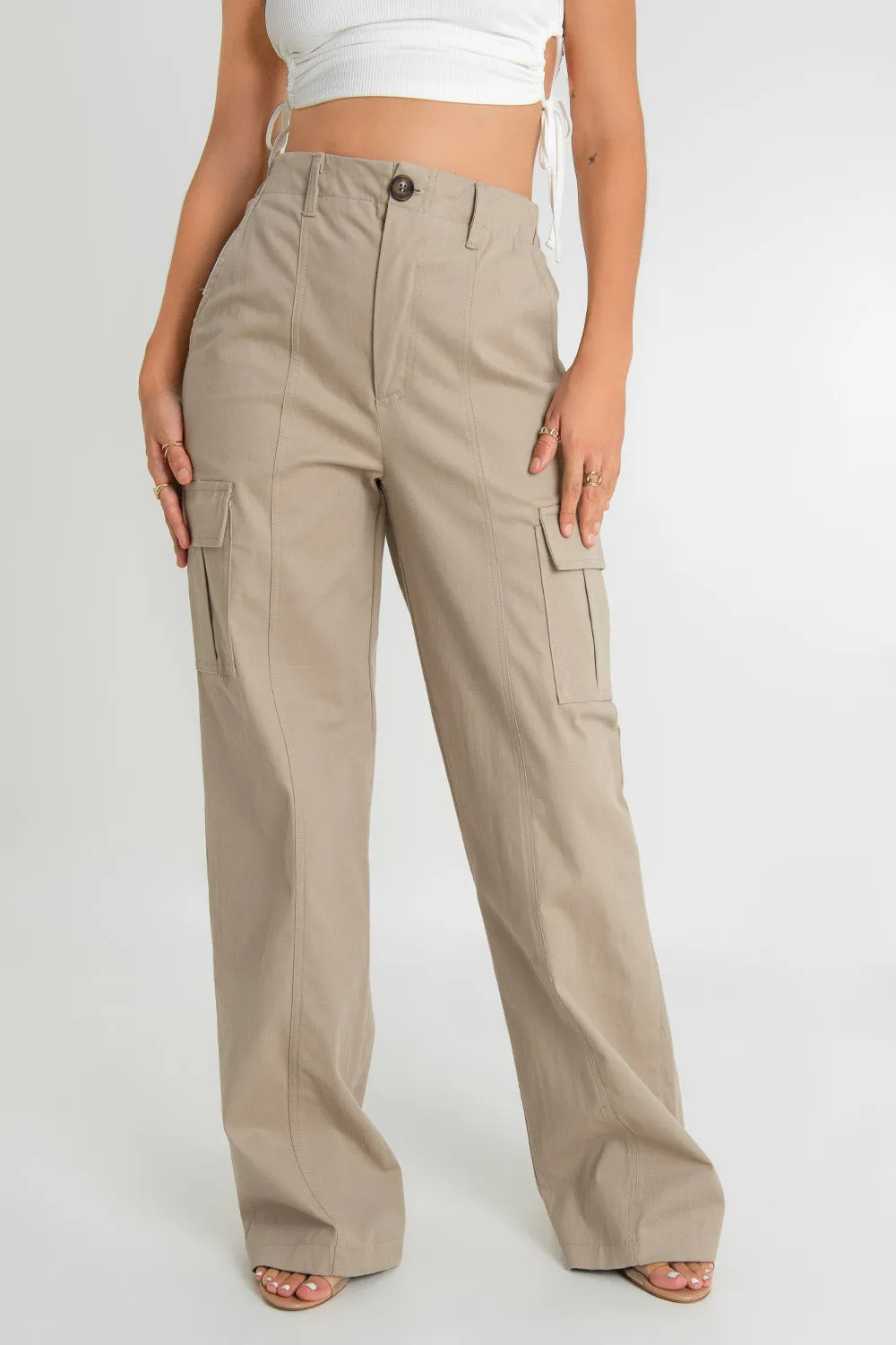 Pantalón cargo de fit wide leg con raya