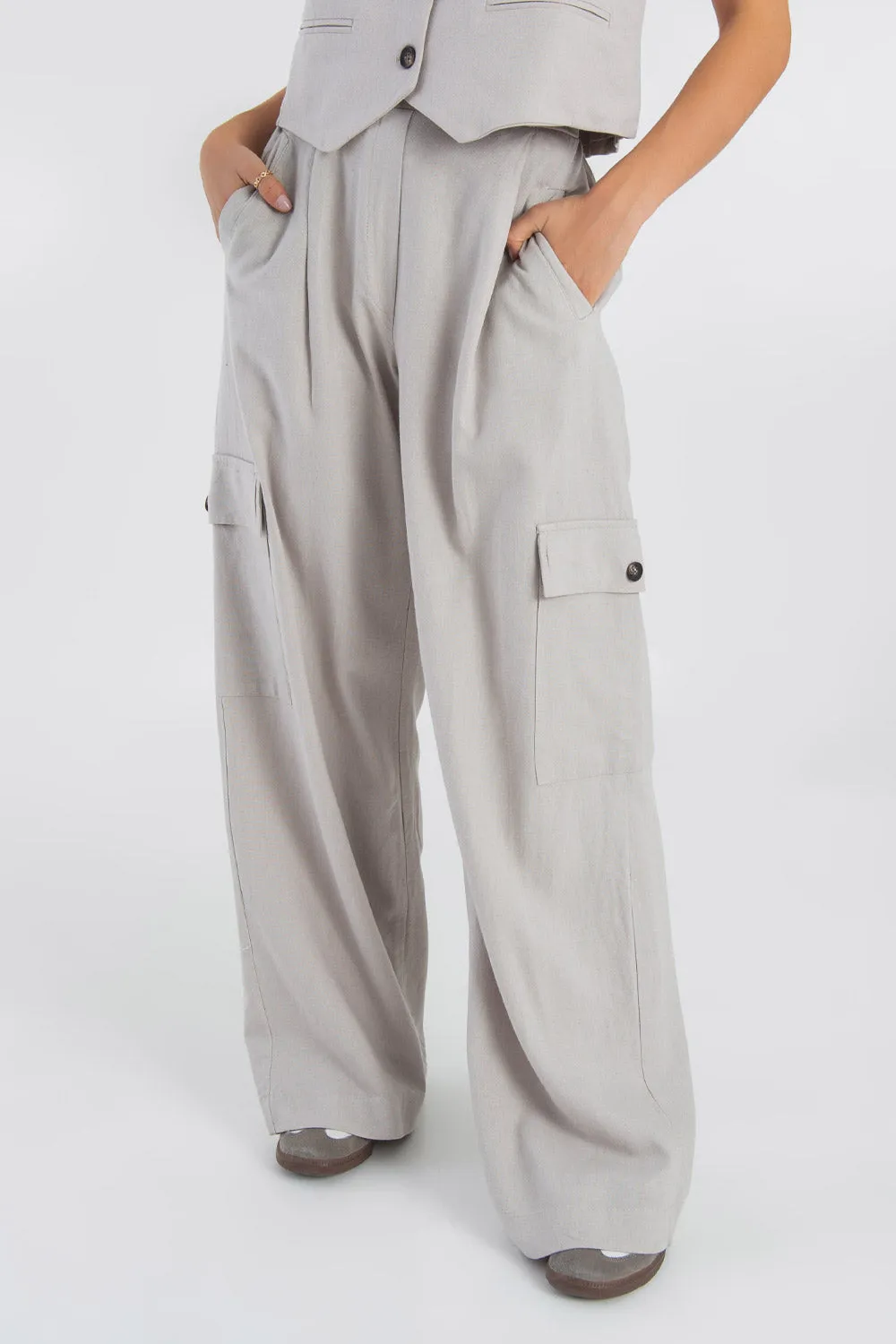 Pantalón cargo de tiro alto fit wide leg