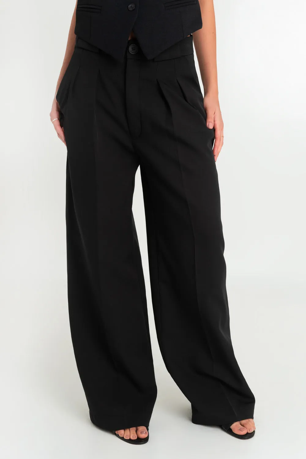 Pantalón de fit wide leg tiro bajo con raya