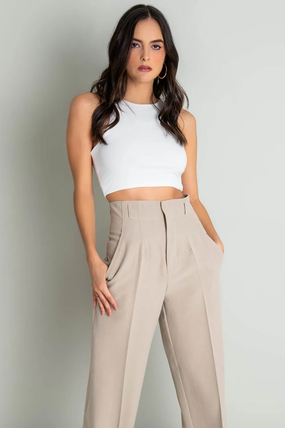 Pantalón fit wide leg tiro alto con pinzas