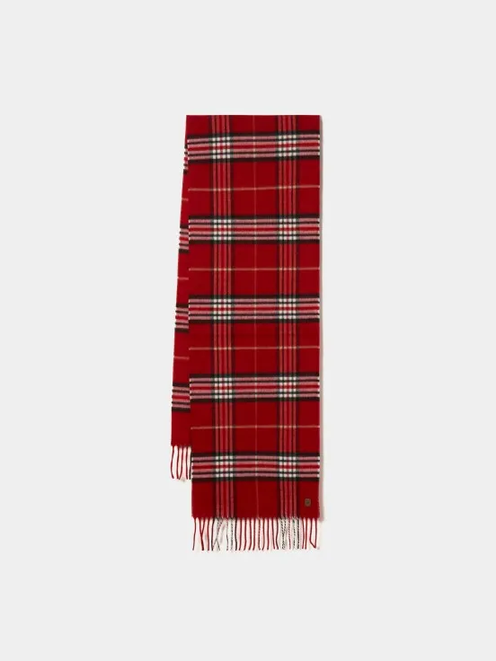 Plaid scarf with fringes