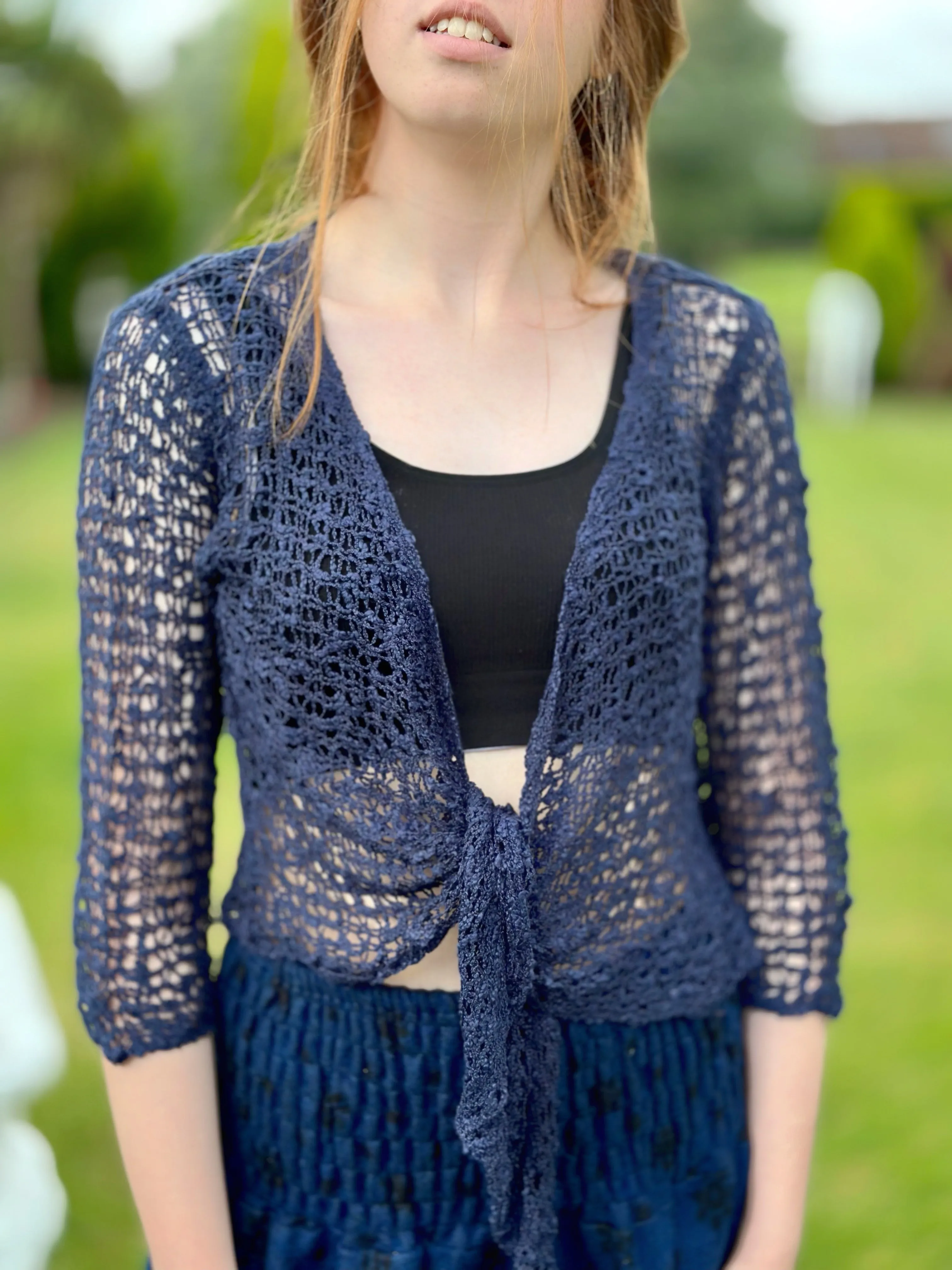 STUNNING LOOSE WEAVE PETROL BLUE SHRUG / CARDIGAN