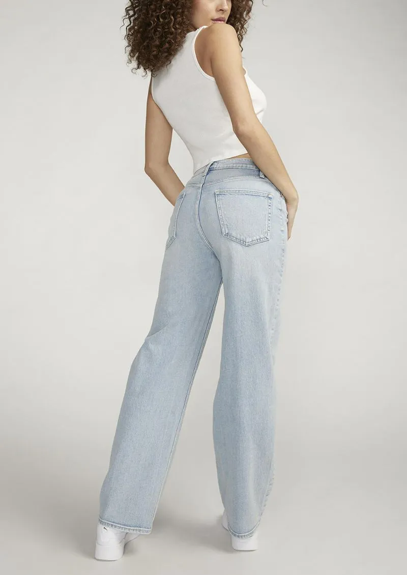 V-Front Wide Leg Mid Rise Jean